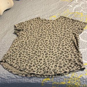 Green cheetah short sleeve shirt